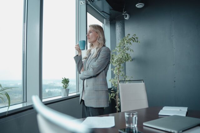 Hedge fund executive evaluating what a great COO looks like for a financial services firm with Ramax Search and Staffing